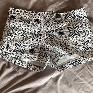 J Crew black and white floral shorts sz 4